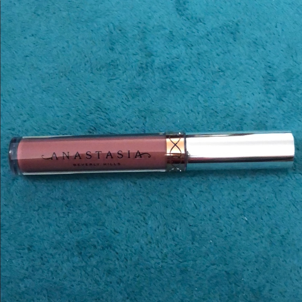 Anastasia - Liquid Lipstick Full Size (Poet)